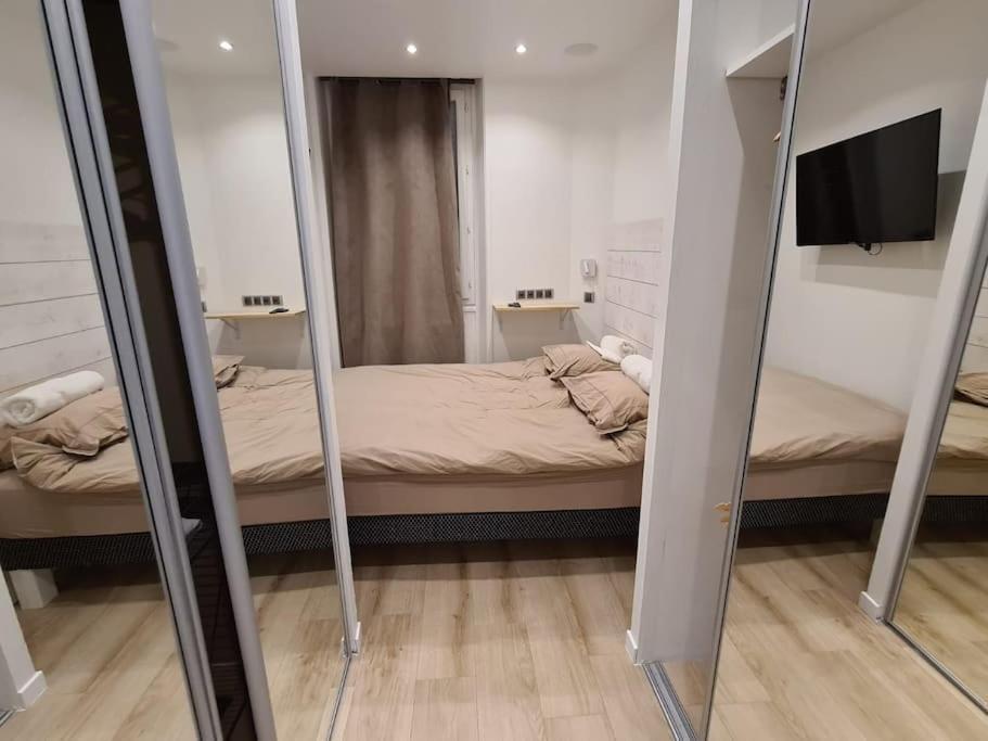 Ferienwohnung Suresnes : 2 Pieces Cosy Exterior foto